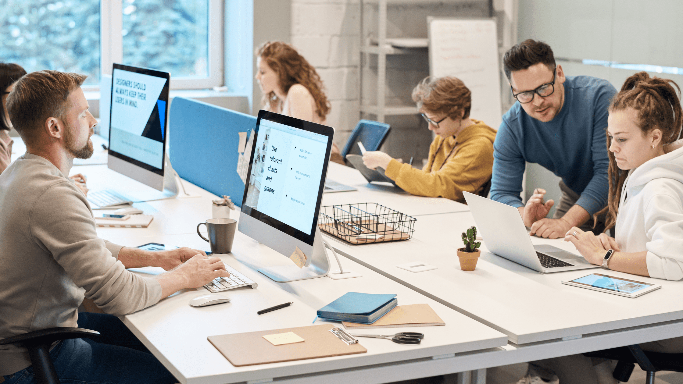 HOW TO MAINTAIN A GOOD RELATIONSHIP AT WORK?