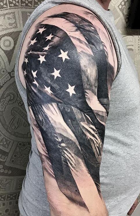 American flag shoulder tattoo. - MELTBLOGS