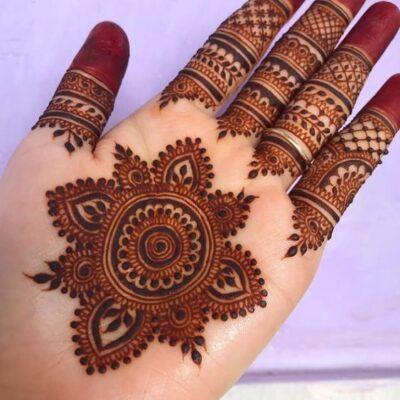 Circular Mehndi Design 